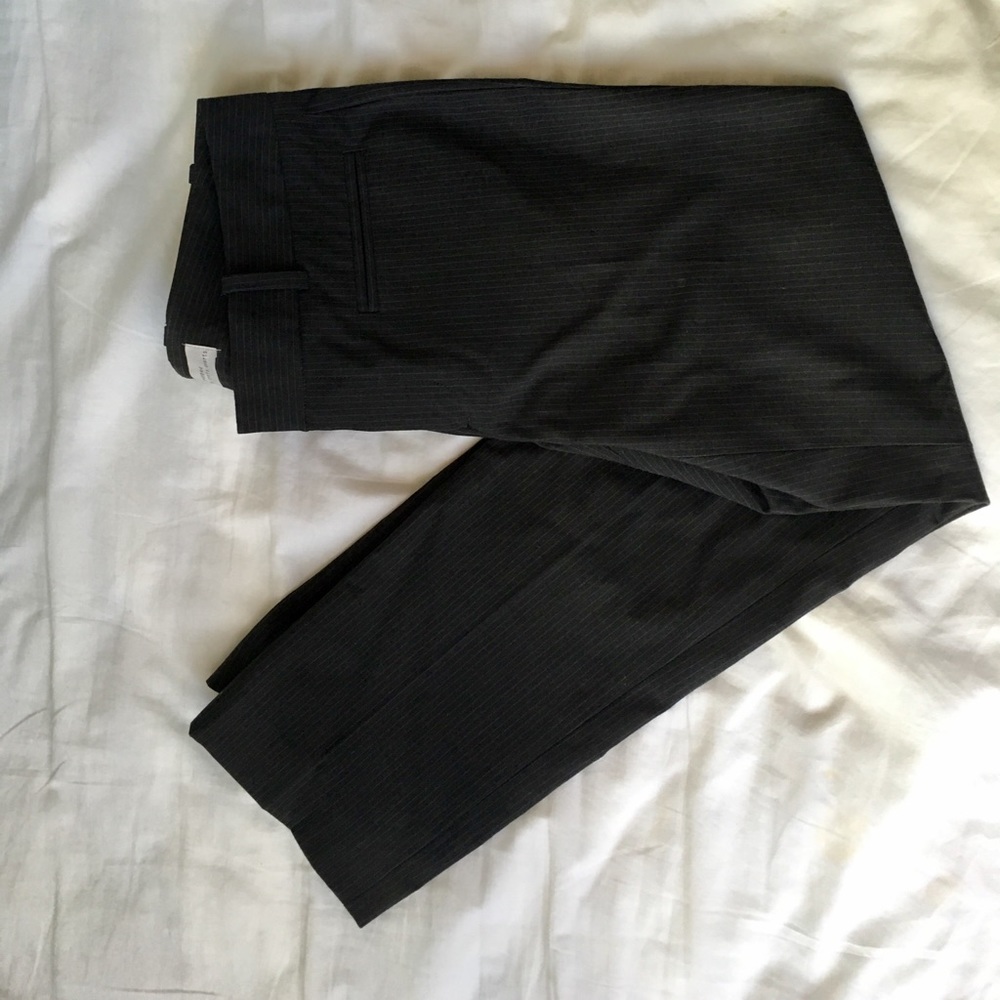 VGUC Gap Slim Fit Crop Pants